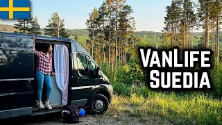 O zi din călătoria noastră cu duba prin Europa  Vanlife  Suedia [upl. by Lyndsie]