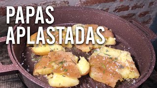 PAPAS APLASTADAS  🥔💣🔥 Receta para todos lo amantes de lo facil rico y rapido [upl. by Lleinad779]