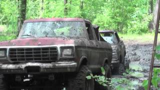 Mud Bogging 1979 Ford BRONCO Oakville  Waltz Milan [upl. by Nnawaj]