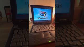 Compaq Armada 1700  Pentium II MMX 266 MHz Ram 64mo  HDD 4Go windows98 pc vintage laptop asmr [upl. by Zetnod]