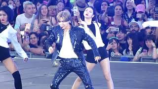 190118 SMTOWN in Chile  TAEMIN Move [upl. by Neeluj]