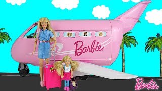 Barbie amp Chelsea Airplane Travel  Barbie et Chelsea Voyage en Avion pour la première fois [upl. by Ameh569]