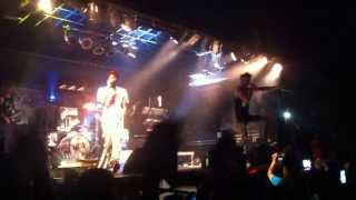 MGK  Breaking News live at EST FEST 2013 at Nelson Ledges In Garrettsville Ohio 8283 [upl. by Greiner]