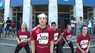 Roma Dance show flash mob davanti la metro Piramide [upl. by Stulin]