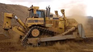 Bulldozer Cat D10 [upl. by Enifesoj]