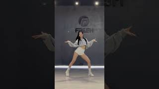 HELICOPTER  CLC 씨엘씨 dance cover [upl. by Anelyak]