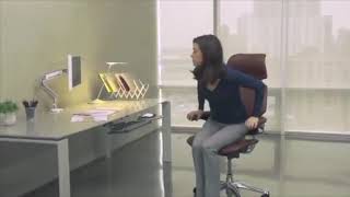 Humanscale Freedom Chair with Headrest and Self Adjusting Recline  Radius Office [upl. by Dorine813]