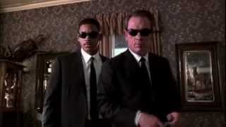 MEN IN BLACK 1  BEATRICE CLIP [upl. by Adimra]