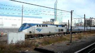 Amtrak 233 ducks into the East River tunnel [upl. by Mat]