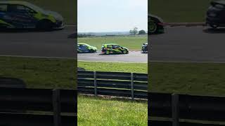 CLOSE RACING Snetterton msvautomobile [upl. by Airel]