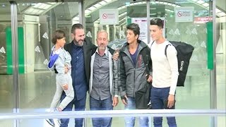 Syrian refugee tripped up arrive at Madrid [upl. by Guyon]