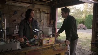 The Flash Clip 44 Barry Tells Cisco About Time Travel [upl. by Tedric815]