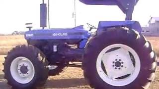 MOV07171 Tractor New Holland 6610 4x4 19000 Dlls cgu19100 [upl. by Jemy795]