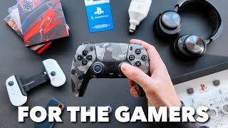 15 Gift Ideas for Gamers 2022 [upl. by Gneh]