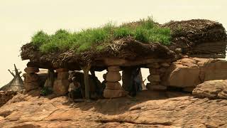 Pays Dogon au coeur du Mali Tradition [upl. by Ferwerda]