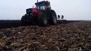 Zimsko oranje Massey Ferguson 3690  VogelampNoot XMS 1050 2 2013 [upl. by Kerstin]