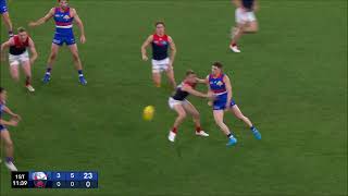 Marcus Bontempelli  Round 21 2024 1st Quarter Highlights  Bulldogs vs Melbourne  Just Bont Things [upl. by Esylle357]