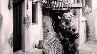 Thirumbi Paru Thambi  Mainavathi SA Nagarajan KA Thangavelu  Tamil Classic Song [upl. by Gawain]