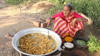 Special Egg Curry with Roti By My Grandma  Myna Street Food  Food Info [upl. by Hull]