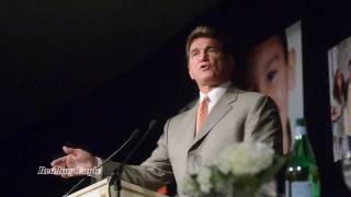 Joe Theismann speaks at Caron Dinner [upl. by Red]