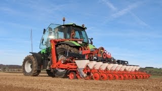 Herens au semis de betteraves en 2013 avec un DeutzFahr Agrotron 165 amp Kuhn Planter 2 [upl. by Nitsud]