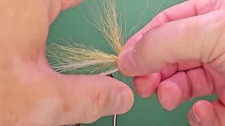 One Fly A Day  Craft fur Baitfish [upl. by Ashelman]