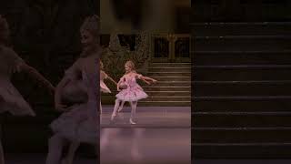 Yuhui Choe trong Waltz of the Flowers trong quotThe Nutcrackerquot Royal Ballet Article  Operavoci [upl. by Ginnie264]