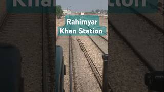 Shalimar Express in Rahim yar khan Station railfans pakrailfan ytshorts [upl. by Pelson]