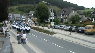 Schützenfest Schmallenberg  Oberkirchen 2009  Festzug am Sonntag [upl. by Ebeohp107]