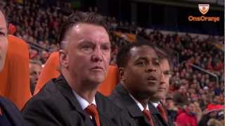 Van Gaal blij met 10 Lens tegen Italië 06022013 [upl. by Shapiro]