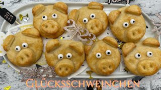 Glücksschweinchen backen  Silvester Klassiker amp Neujahrsgebäck  Schnell amp Einfach [upl. by Goldwin]