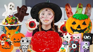 Halloween Party Mukbang Trick or Treat HALLOWEEN CANDY JELLY CHOCOLATE by HIU 하이유 [upl. by Allerie931]