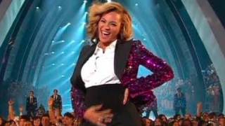 2011 VMAs Beyonces Pregnant Lady Gaga Performs Amy Whinehouse Tribute [upl. by Aoniak852]