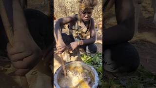 So🔥 delicious Soup 🍲😋 Family hunts together eating lovely food [upl. by Derek]