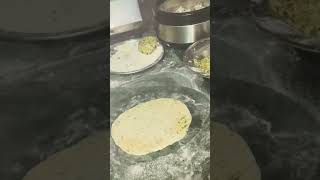 Kitni rotiya banani h beta funny fun comedy jokes maa food foodie foodblogger foodvlog [upl. by Nylyram]