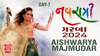 Aishwarya Majmudar  Navratri Mahotsav Garba 2024  Live Garba  Day7 [upl. by Chaunce]