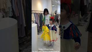 Mummy made a very beautiful dress for Chinki  😱carriage house wooden artist  shortsvideo [upl. by Chilton]