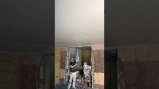 Decken Gipsputz handwerk diy shortsvideo regen baustelle [upl. by Yecart63]