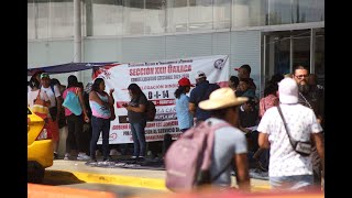 Oaxaca Profesores de la CNTE toman la terminal de ADO [upl. by Eerdua]