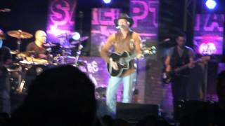 Trace Adkins  Riverside County Fair 21416 [upl. by Aretha945]