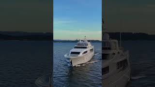 Luxury Yacht Arctic Price Tour on Lake Washington  Relaxing Escape [upl. by Nosned]