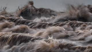 Photographer captures Lake Erie during storms [upl. by Anahsek293]