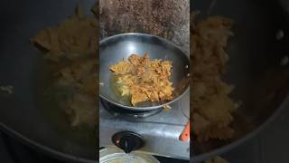 Aj hamne pakodi banaya  minivlog shorts youtubeshorts [upl. by Rainwater709]