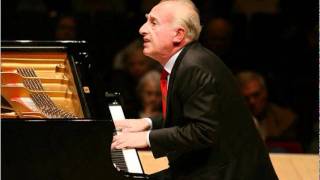 Pollini Schumann sonata in F minor op14 3rd mov Live [upl. by Spiers847]