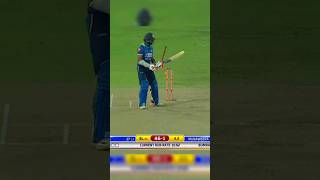 Boom 😱😱boom bumrah breaks stump cricket short viral Msshort [upl. by Leimad]