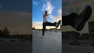 Jumpstyle basic step tutorial  How to dance jumpstyle tutorial howtodance [upl. by Eudosia]