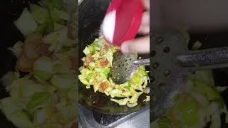 trying roti noodles 🍜at home rotinoodles foodie healthynoodles streetfood recipe indianfood [upl. by Nedac]