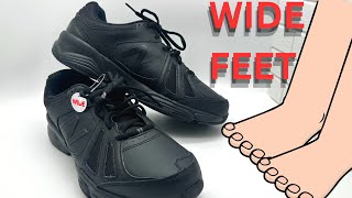 New Balance Wide Feet 4E Mens Sneakers Review [upl. by Griffith]