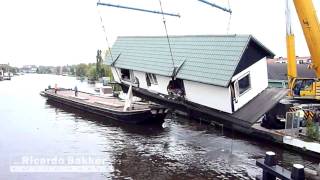 Woonboot geborgen Rijndijk Leiden [upl. by Eirac]