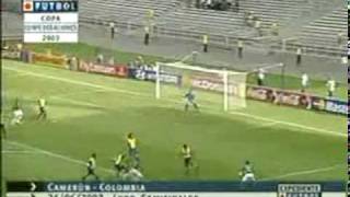 CAMERUN VS COLOBIA CONFEDERACIONES 2003 MUERTE DE MARC VIVIEN FOE [upl. by Natsrik]